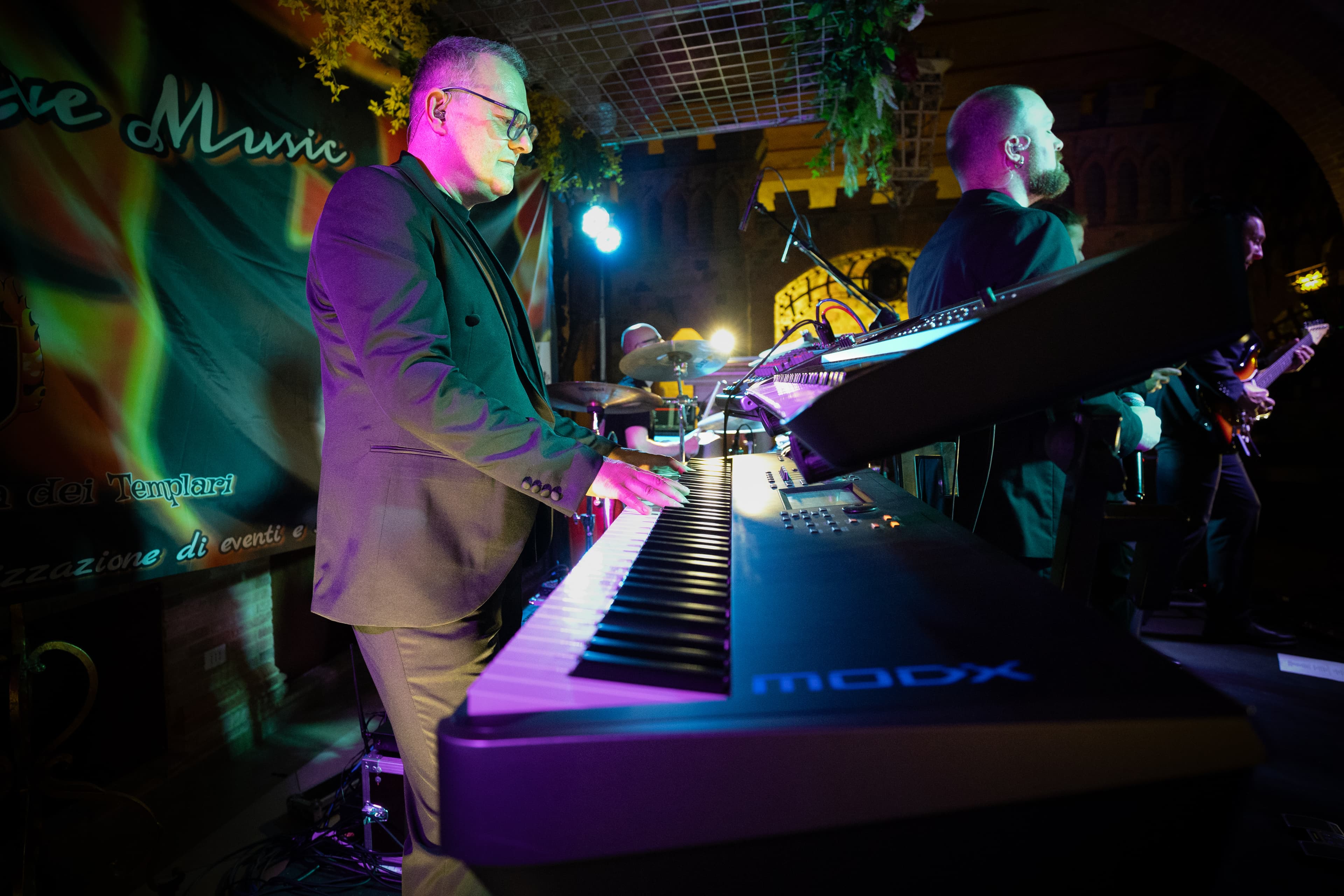 Senza Frontiere live 4