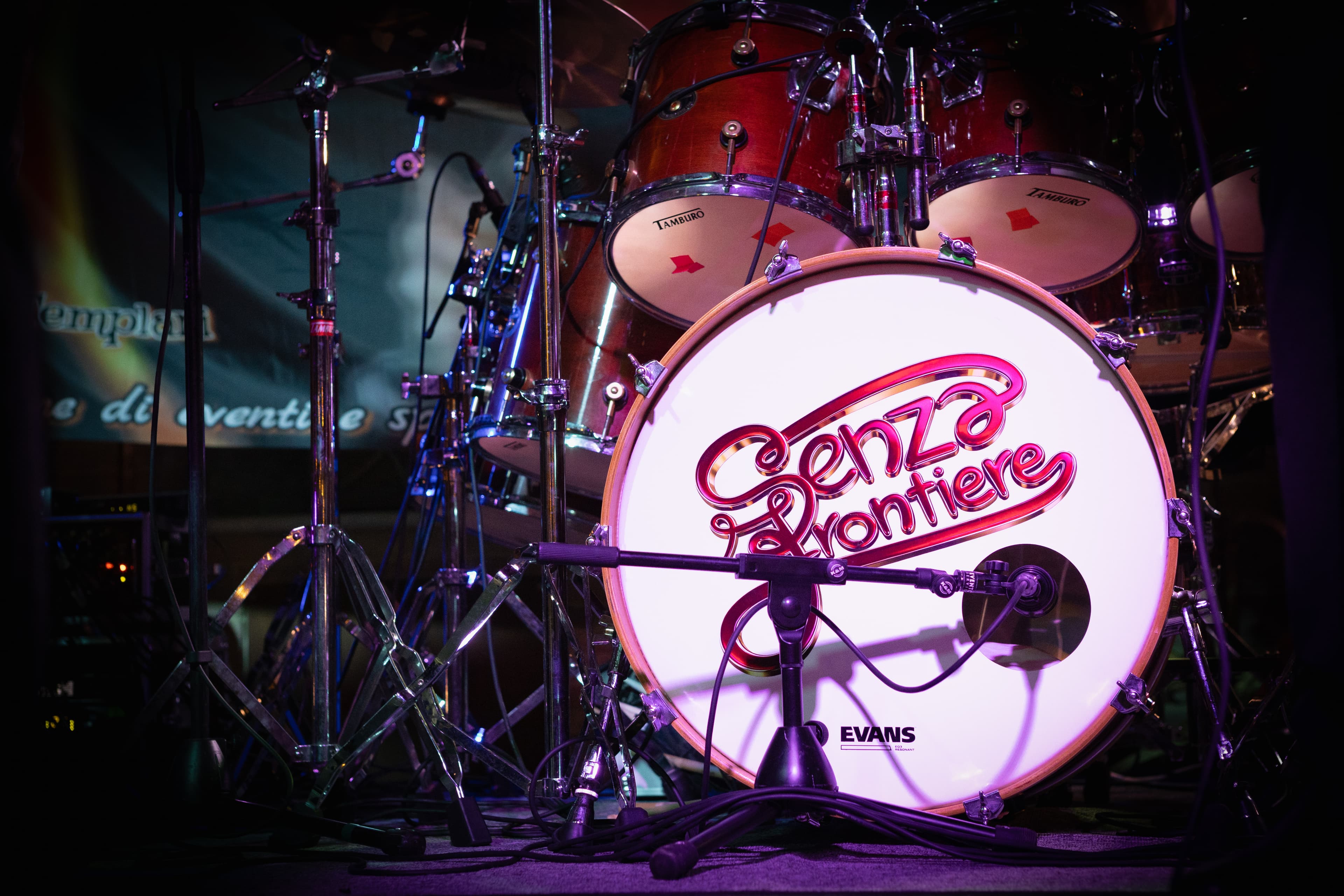 Senza Frontiere elettrico 11