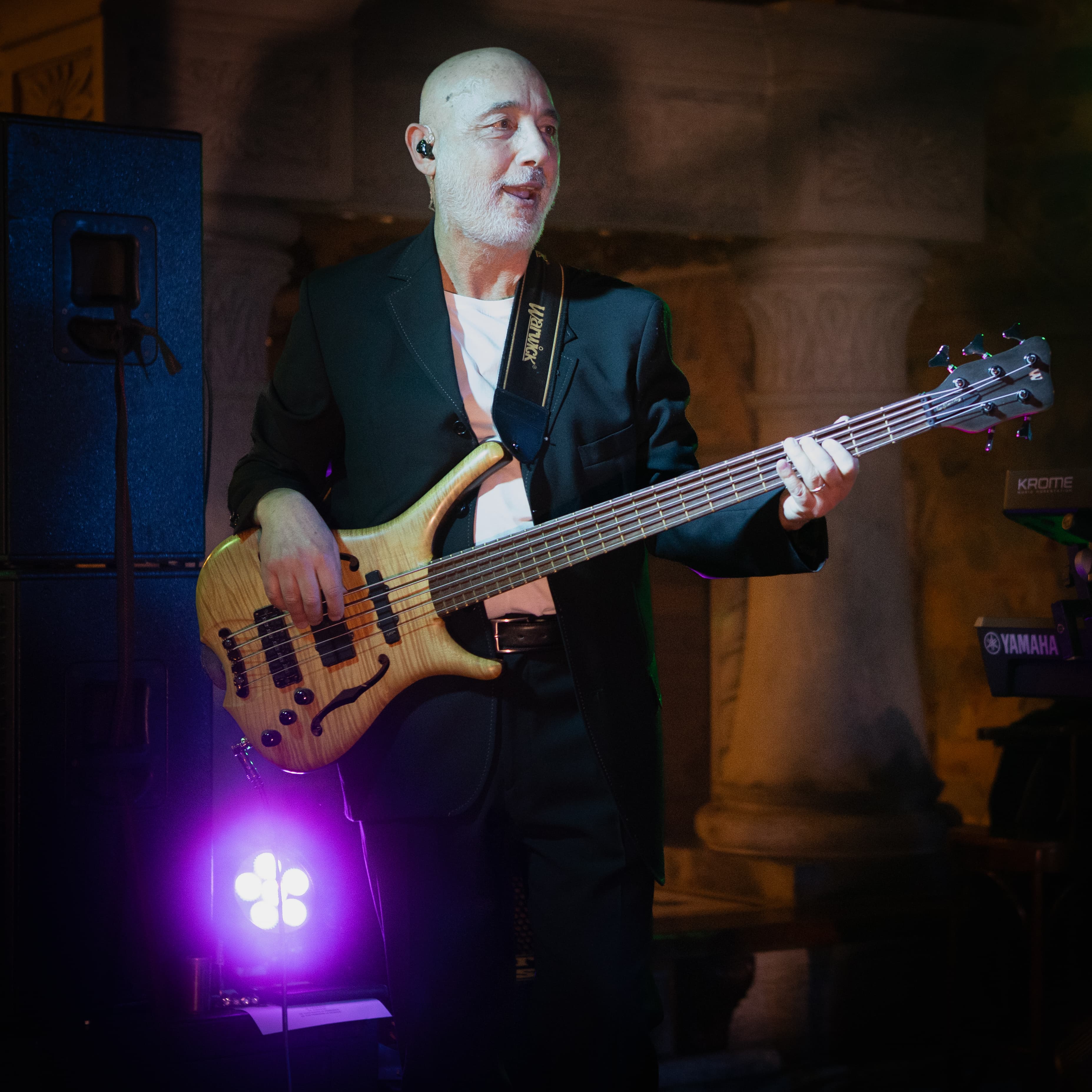 Senza Frontiere elettrico 16