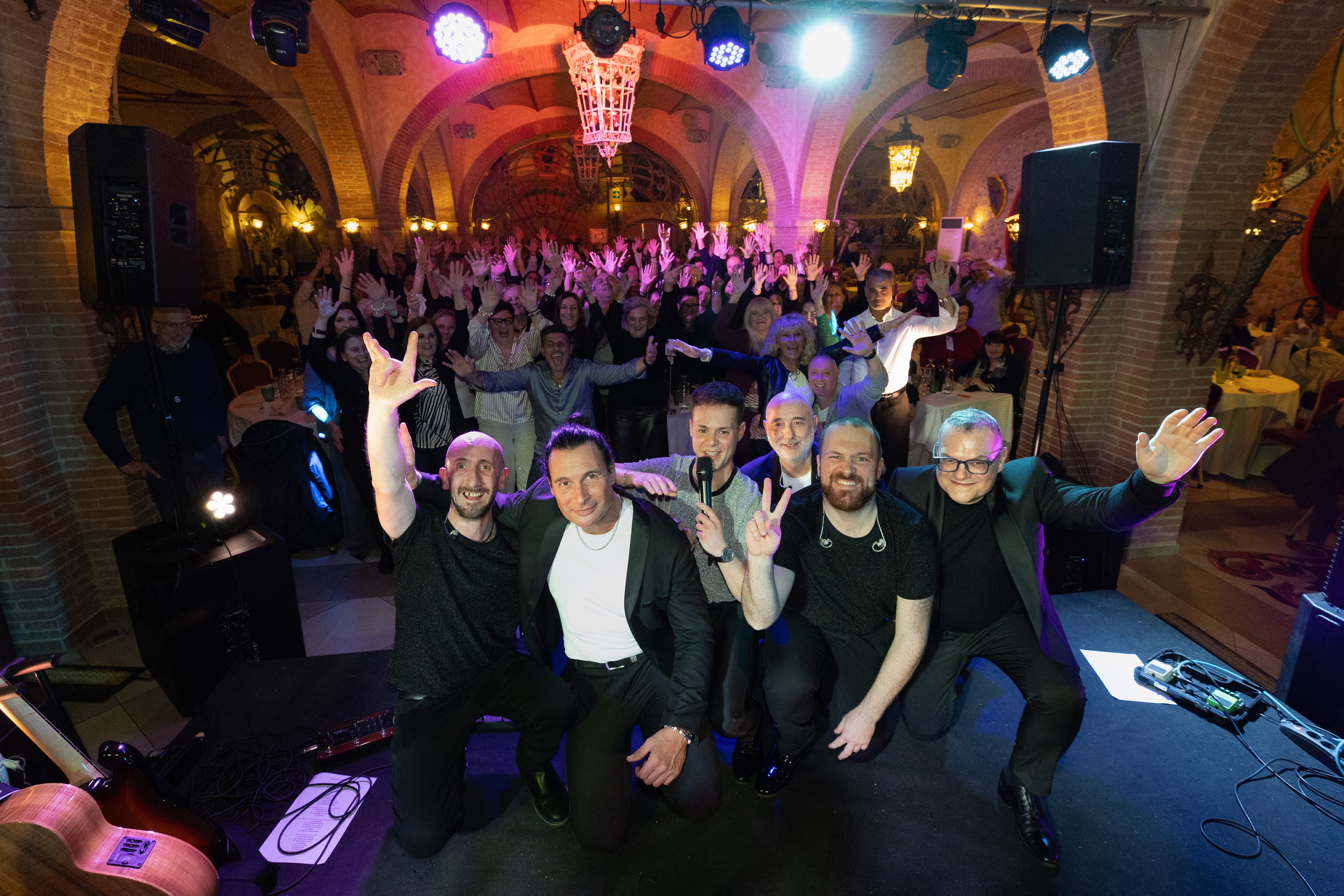 Senza Frontiere elettrico 20